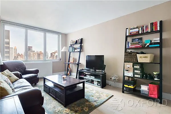 Sold by Oxford Property Group | media 12