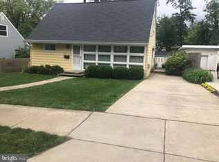 5906 Vandegrift Ave, Rockville, MD 20851