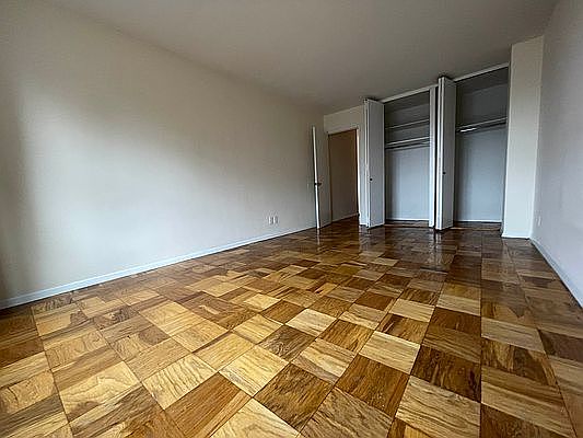 5th image of 250 E 63rd St APT 16E