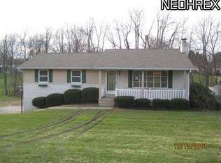 11541 Streamview Ave NW, Uniontown, OH 44685
