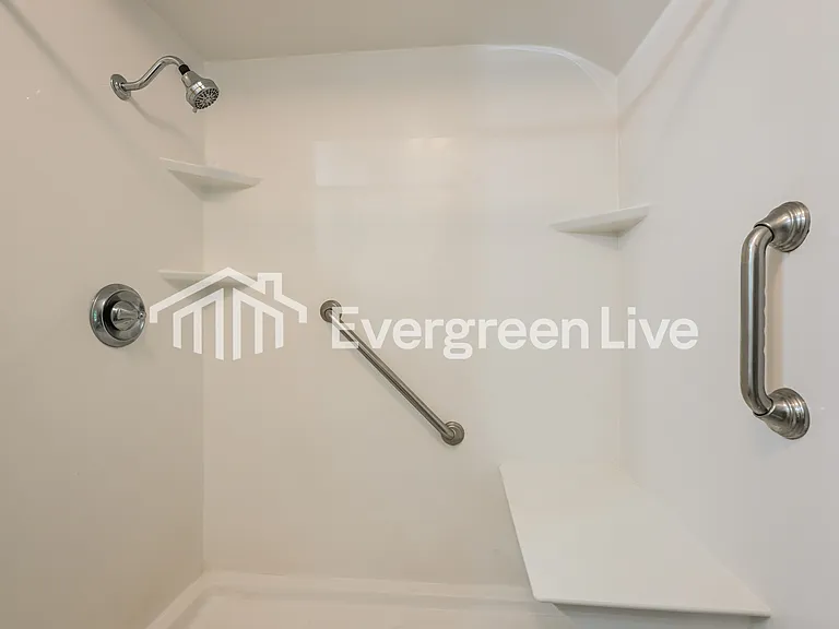 2130 Chalfant St — Photo 14