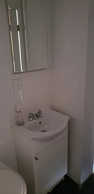 Rented by Bond New York | media 7