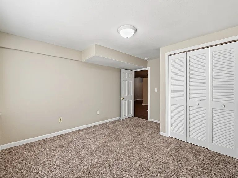 7338 Allens Park Dr — Photo 40