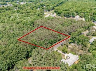 Loueda St, Gladstone, MI 49837