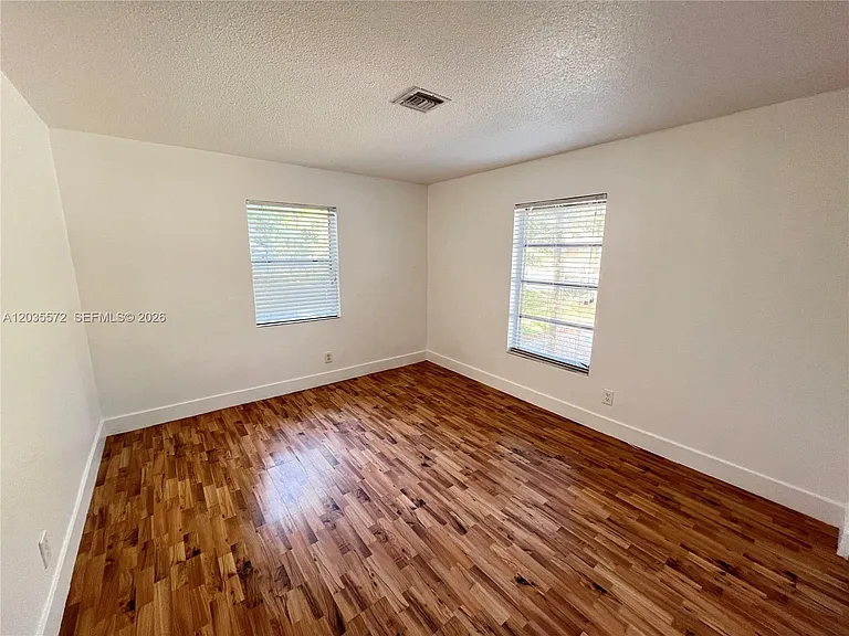 1406 SW 1st St #A — Photo 8