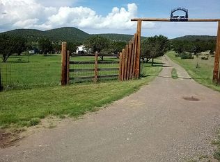 141 Hall Rd, Capitan, NM 88316