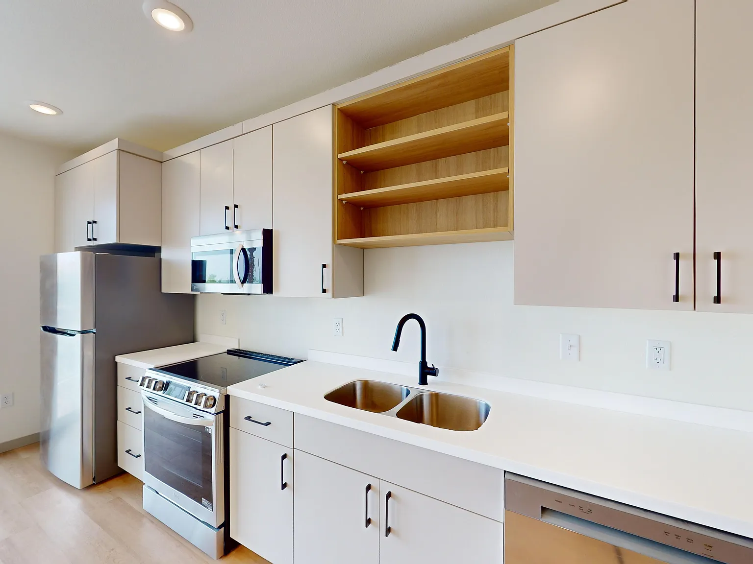 1 bed, 652 sqft, $1,165 — Photo 4