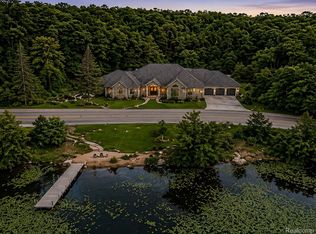 2770 Bogie Lake Rd, White Lake, MI 48386