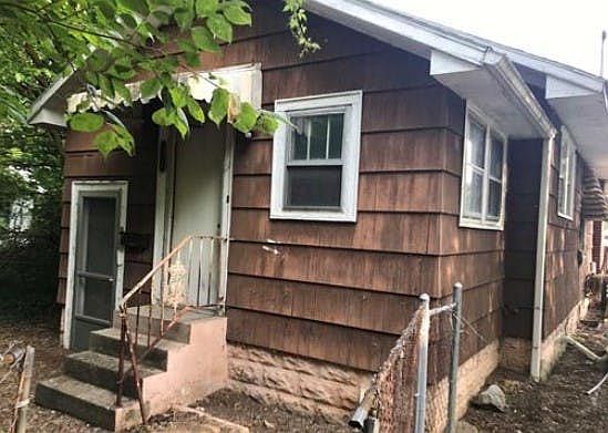 2nd image of 2407 Washington Blvd