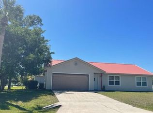 1002 Genesee Ave, Sebastian, FL 32958