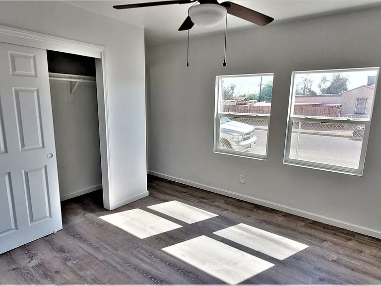706 W Euclid Ave — Photo 8