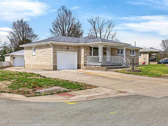4th image of 5610 Pine Tree Dr