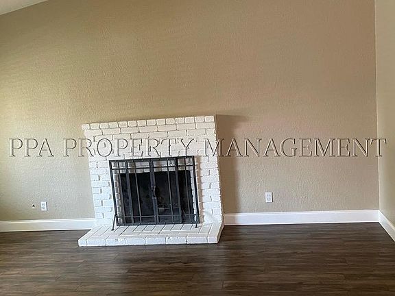 4th image of 1495 Cypress Dr