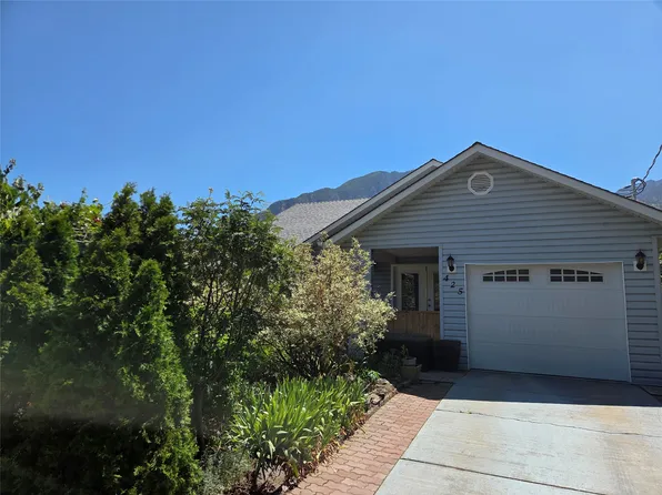 425 3rd Ave, Keremeos, BC V0X 1N2