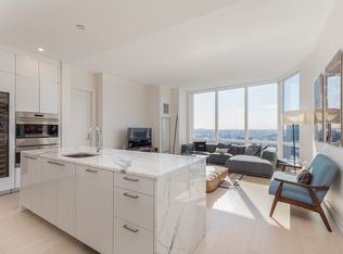 1 Franklin St UNIT 3801, Boston, MA 02110