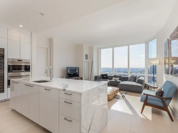 1 Franklin St Unit 3801, Boston, MA 02110
