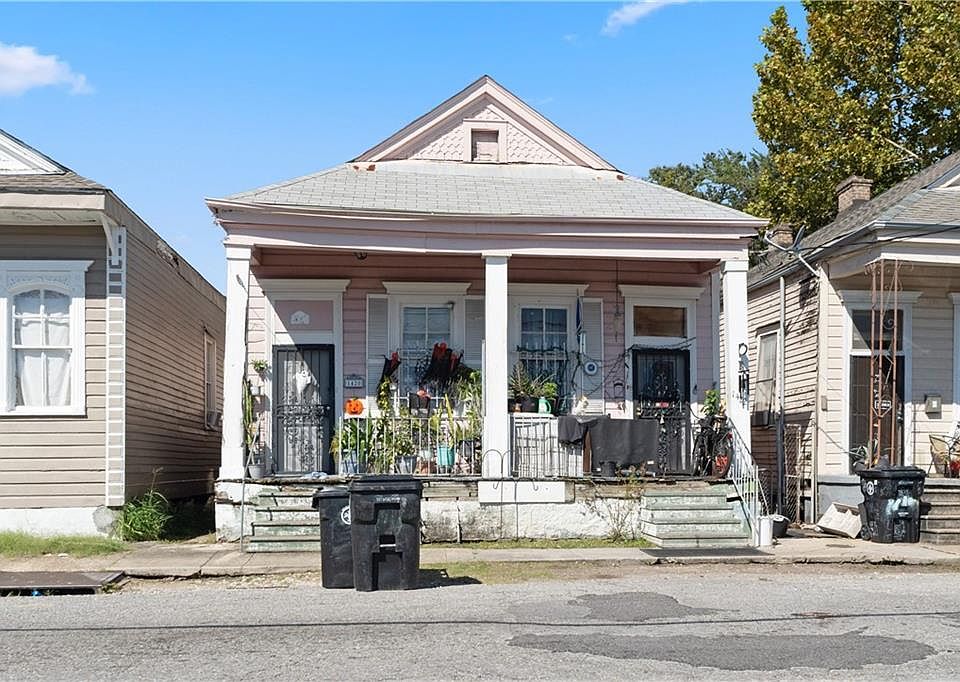 1st image of 1420-22 Louisa St