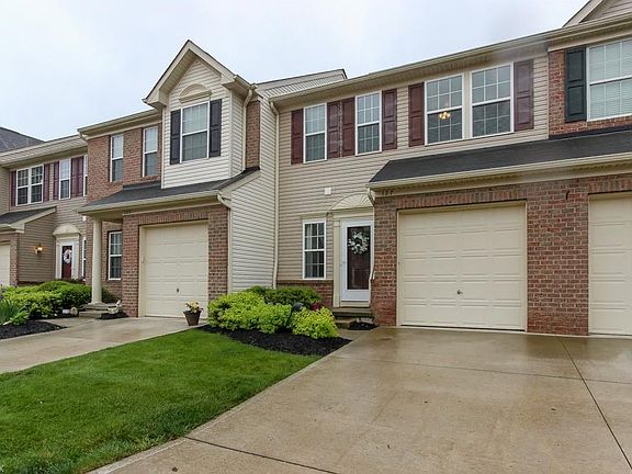3rd image of 127 River Rock Way