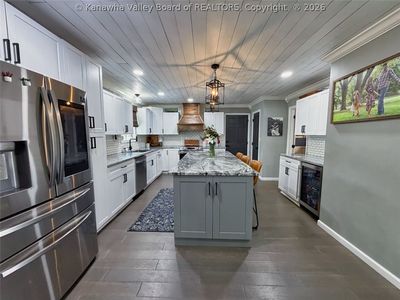 1703 Oak Knolls Rd, Charleston, WV, 25314
