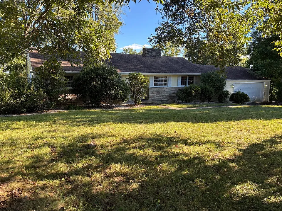 4145 Skyland Dr