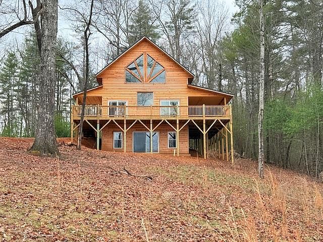 1st image of 560 Carolina Fox Circle