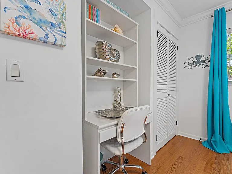 460 Sunrise Way — Photo 44