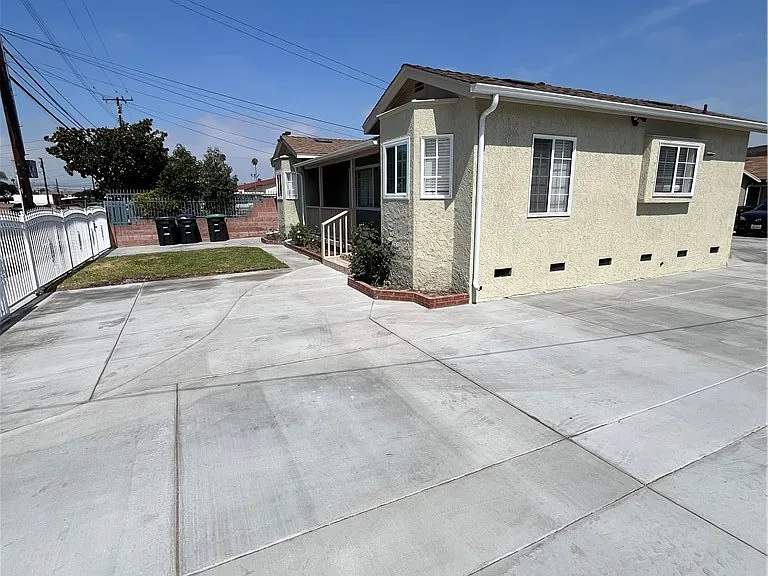 9441 Beverly St — Photo 9