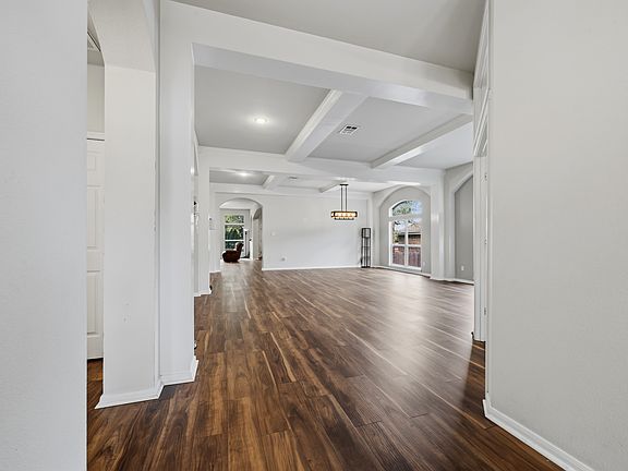 2nd image of 3013 Covington Pl