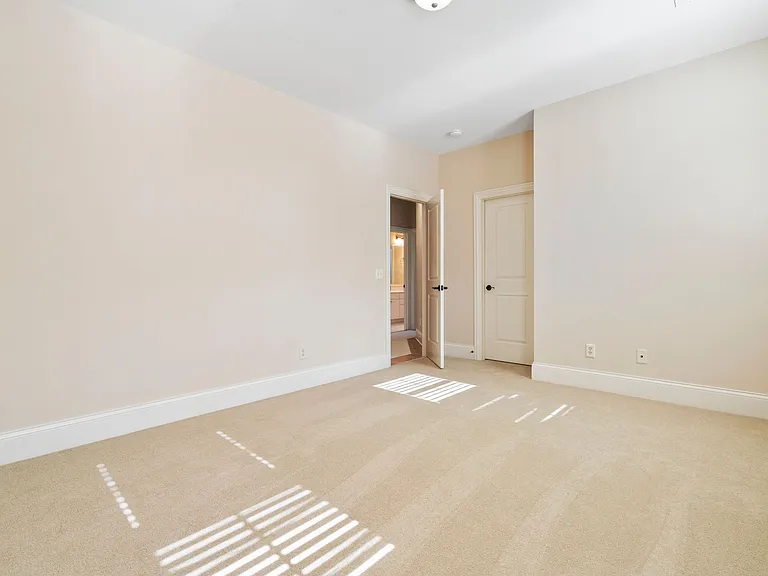 2686 Medina Ct — Photo 76