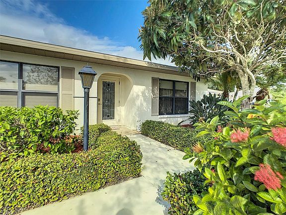 2nd image of 723 Vivienda West Blvd #33
