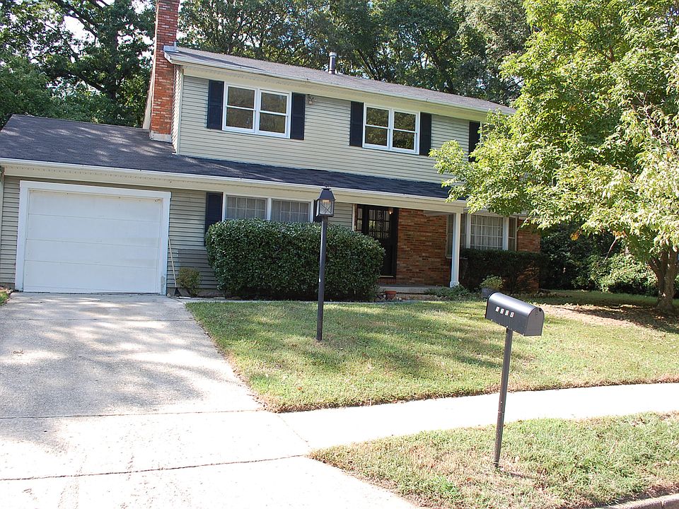 1st image of 1304 Hawkins Ln