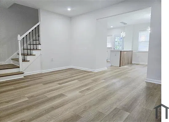 4 bed, $2,460 — Photo 4