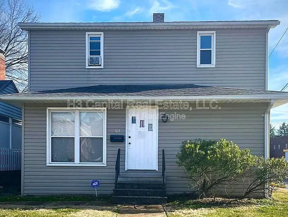408 W Clay St