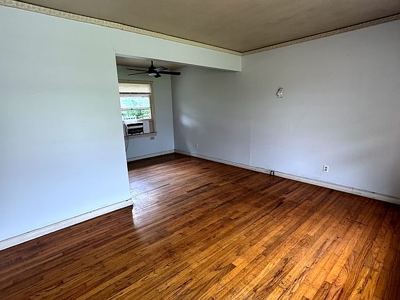 4th image of 2038 Tolosa Dr