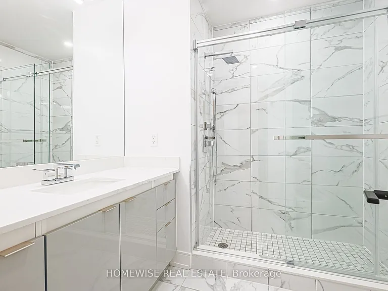 383 Spadina Rd #2 — Photo 12
