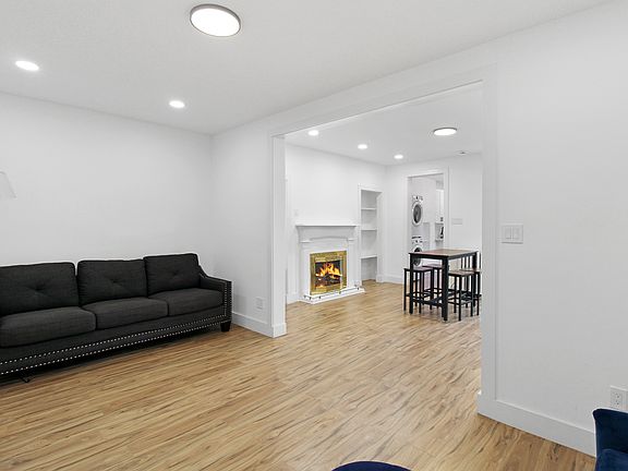 2nd image of 48 India St #3