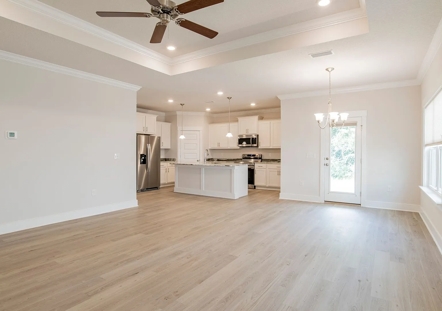 Quiet Family Home in Cantonment — Photo 2