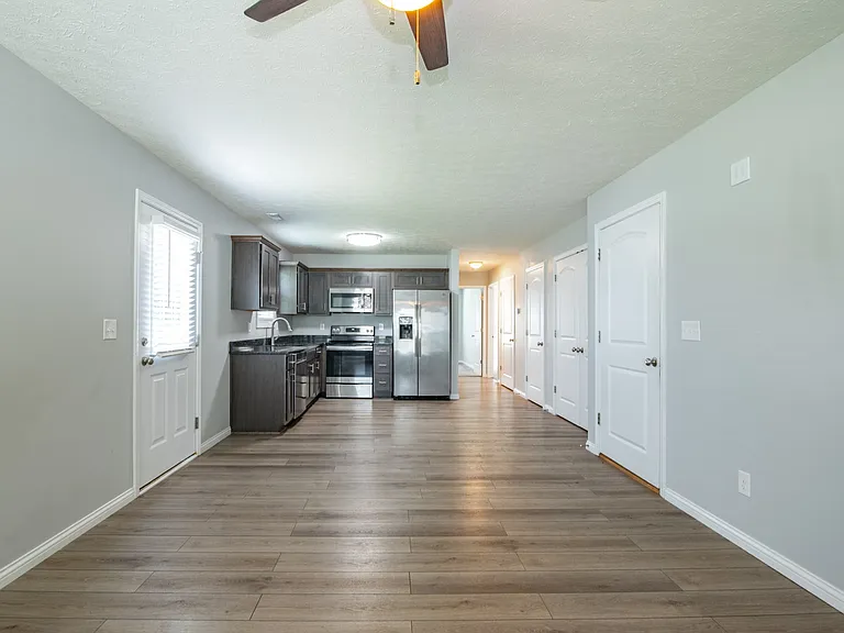 174 Creekvale Dr #A — Photo 9