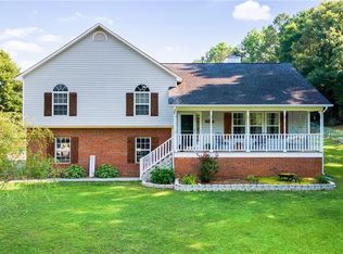 175 Charles Dr NE, Calhoun, GA 30701