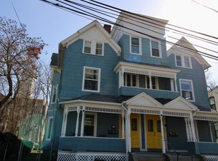 15 Huntington St #3, New London, CT 06320