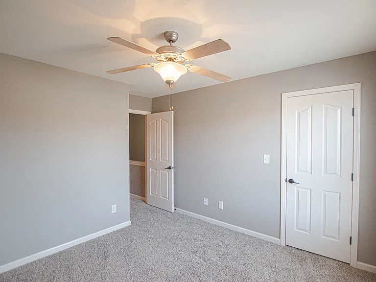 1209 Ash Ridge Dr #C — Photo 11