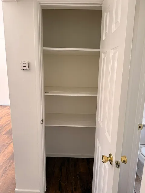 2 bed, 595 sqft, $2,065 — Photo 4