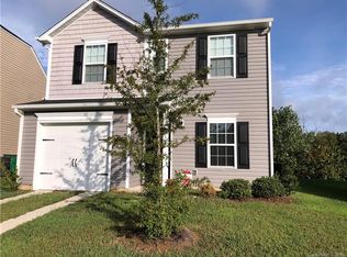 5714 Natick Dr, Charlotte, NC 28214