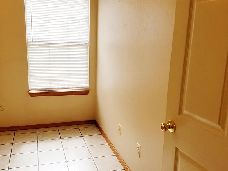 117 S Duck St #3 — Photo 6