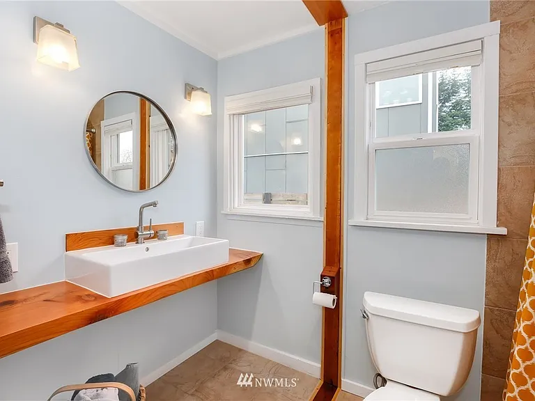 6542 23rd Ave NE — Photo 11