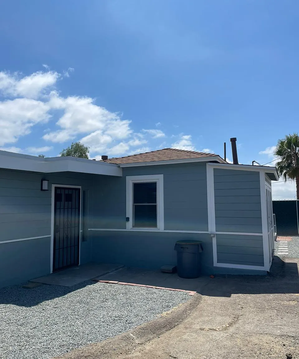 2 bed, $2,599 — Photo 2