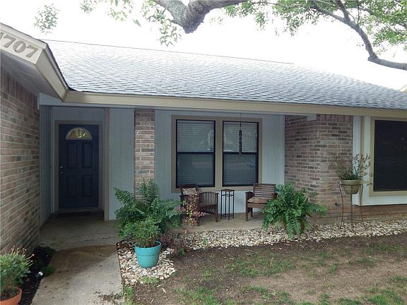 2nd image of 1707 Latigo Trce