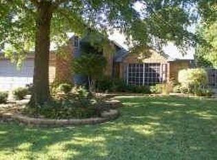1806 Autumndale Dr, Grapevine, TX 76051