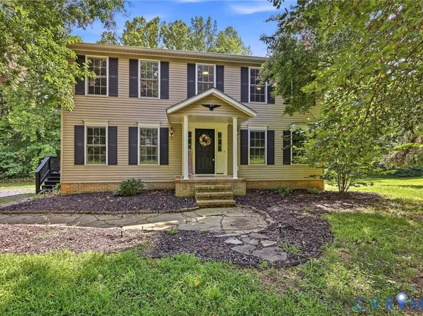 76 Old Curdsville Rd, Farmville, VA 23901