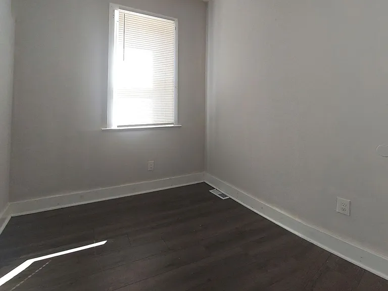 2230 E Clearfield St — Photo 17